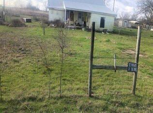 7404 County Road 4702, Ladonia, TX 75449