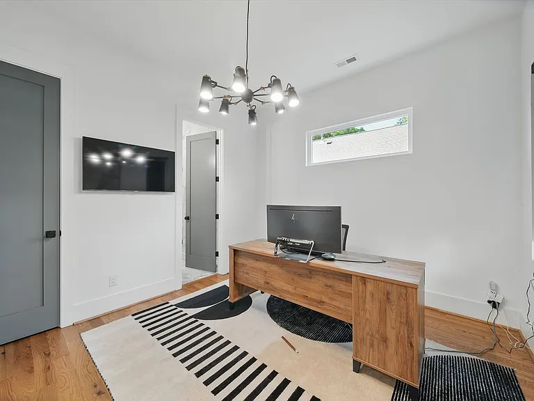708 Cross Trail Dr — Photo 14