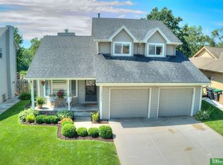 15423 Howe St, Omaha, NE 68144