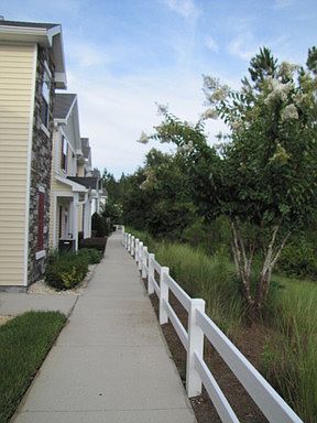 5th image of 575 Oakleaf Plantation Pkwy Unit 1415