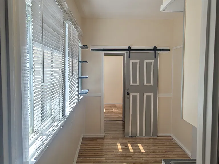 1415 W Franklin St #1 — Photo 4