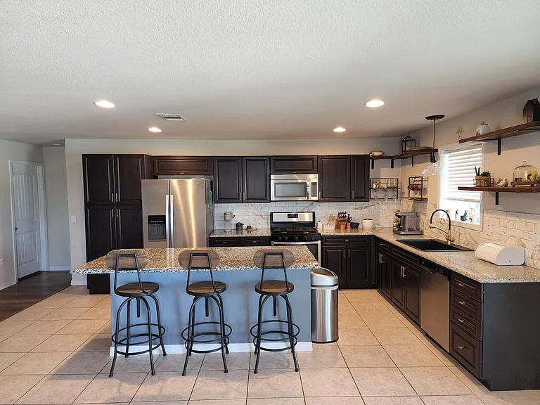 11200 Mickelson Dr — Photo 13