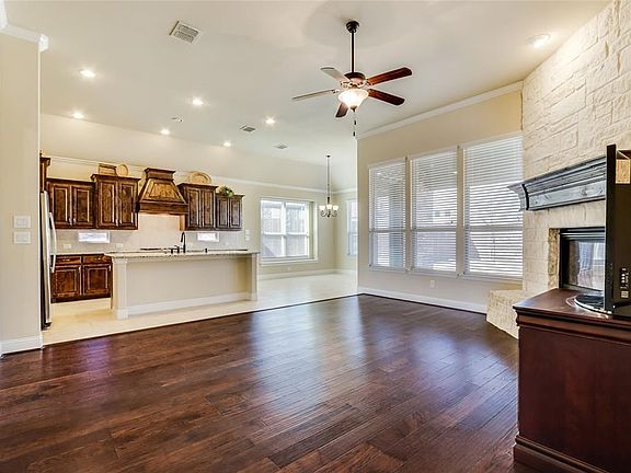 4th image of 14974 Crystal Beach Ln