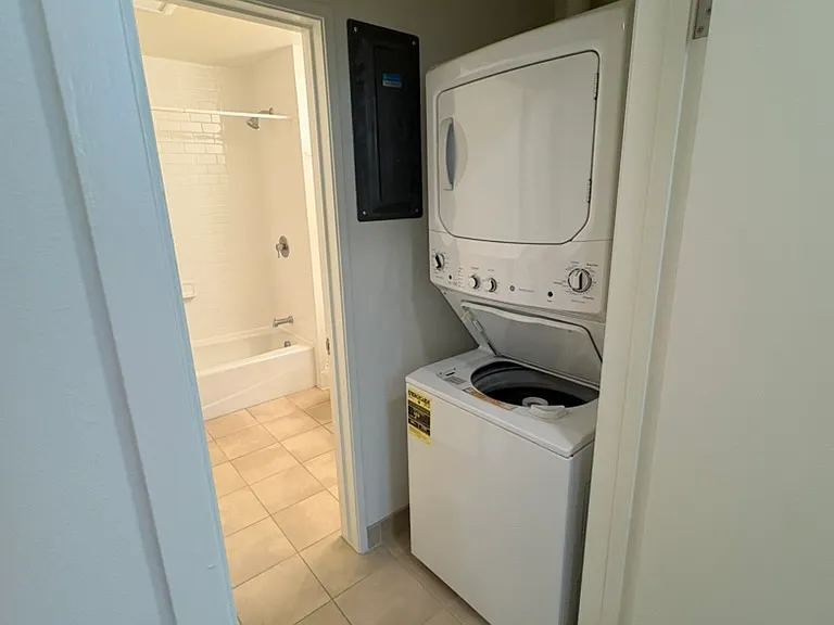 In-Unit Laundry