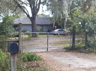 3799 Sumner Rd, Dover, FL 33527