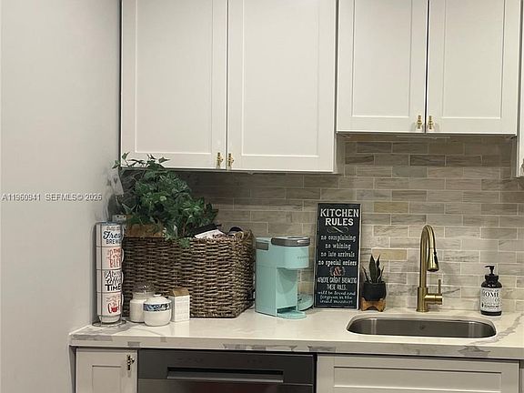 4th image of 1401 SW 134th Way APT 305C