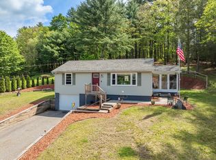3080 Hillside Dr, Palmer, MA 01069