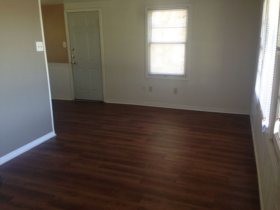 1st image of 5565 Fowler (pvt) Dr