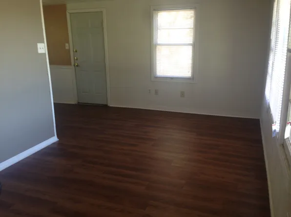 5565 Fowler (pvt) Dr, Bryan, TX 77807