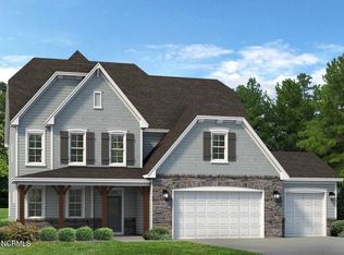 146 Plantation Dr, Southern Pines, NC 28387
