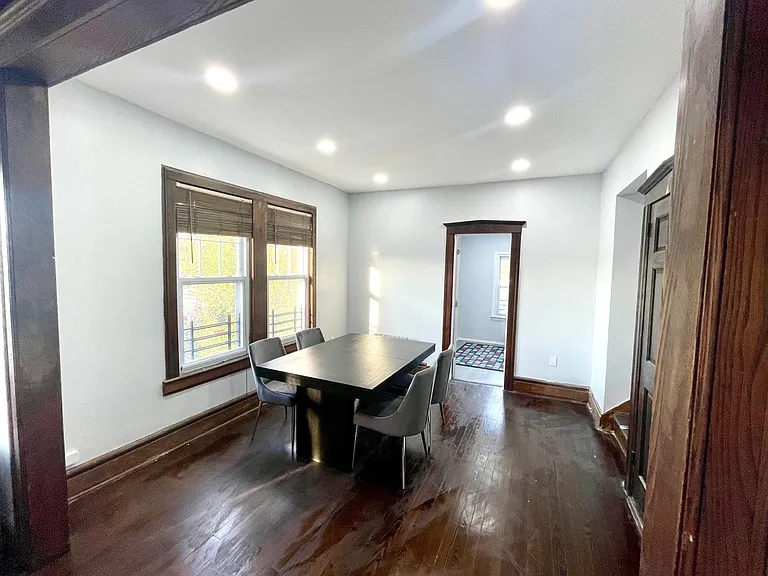 30 Magnolia Ave #2 — Photo 3