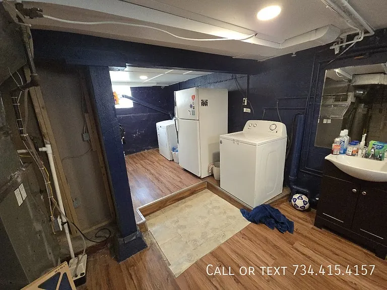 502 Benjamin St #502 — Photo 34