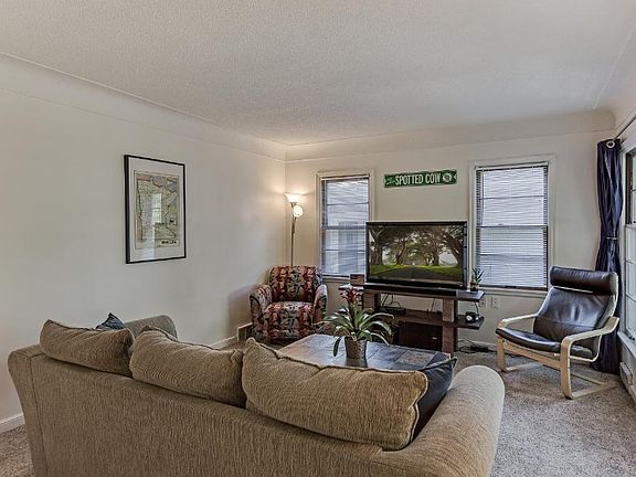 5th image of 3011 Johnson St NE