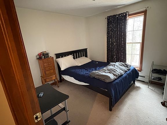 4th image of 11 Lattie Ln