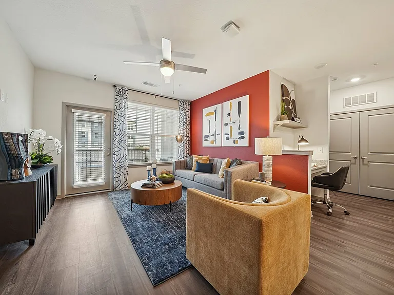 Brio Parc Apartments & Townhomes — Photo 49
