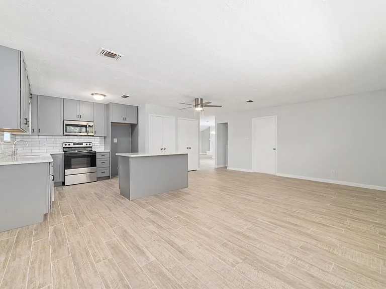 10522 Northview Dr — Photo 15
