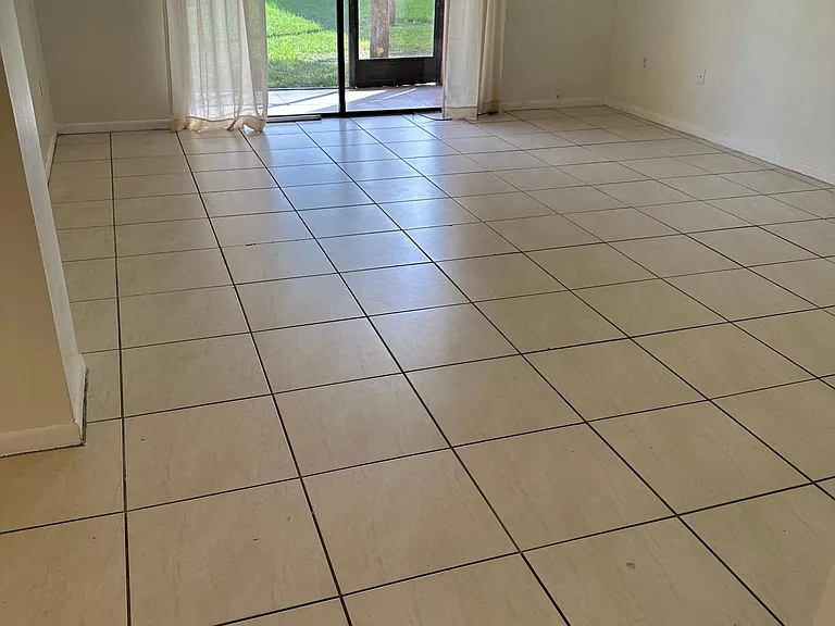 8700 SW 133rd Avenue Rd #120 — Photo 12