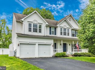 17903 Lyles Dr, Hagerstown, MD 21740