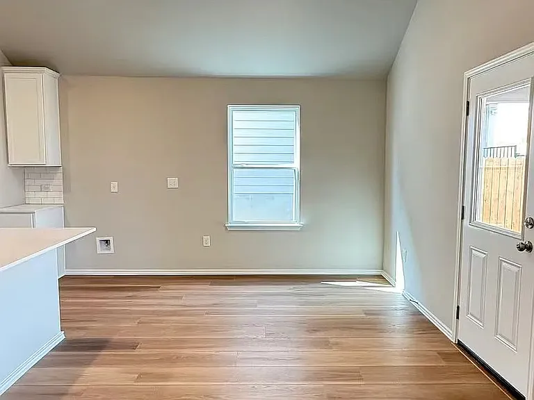12204 Dillon Falls Dr — Photo 2