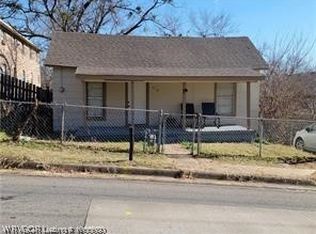 214 Arkansas St, Van Buren, AR 72956
