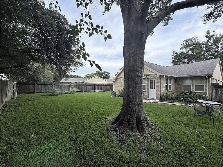 802 Sundance Valley Dr — Photo 14