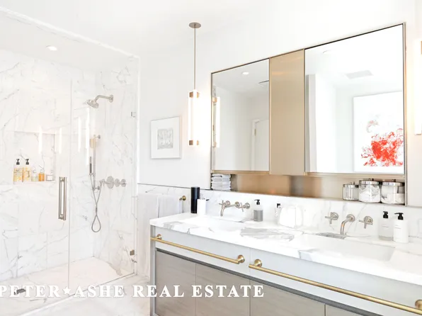 305 East 51st Street image 20 of 25