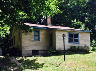 N2670 Sunset Park Dr, Lake Geneva, WI 53147