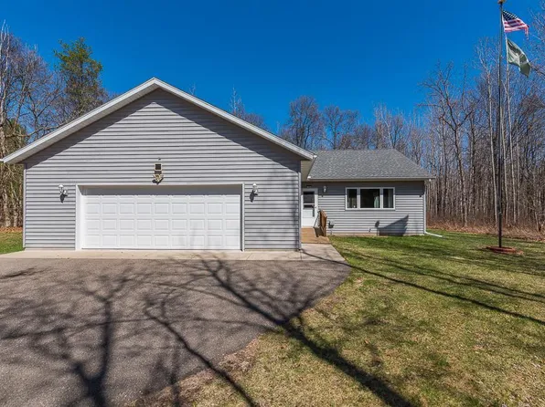 10098 Pin Oak Ln, Brainerd, MN 56401