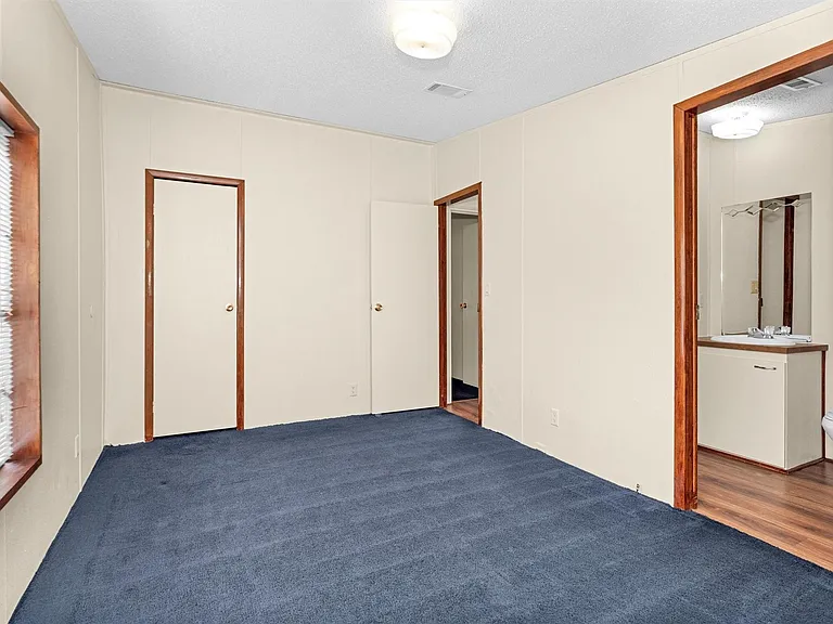 11261 Rose Rd — Photo 26