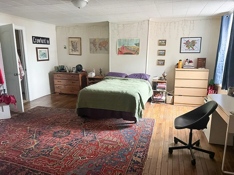 2025 Walnut St #4F — Photo 2