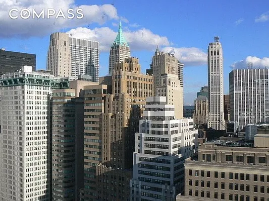 Rented by Compass | media 55