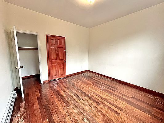2nd image of 189 Wilson Ave APT 2R
