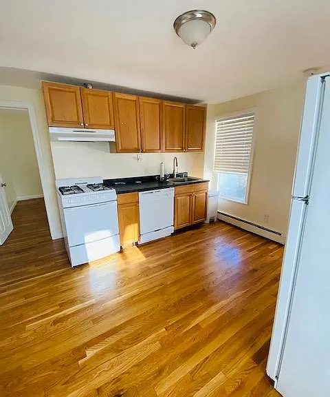 9 Parker St #2 — Photo 1