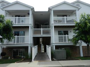 2562 Coppergate Square Dr APT F, Saint Louis, MO 63129