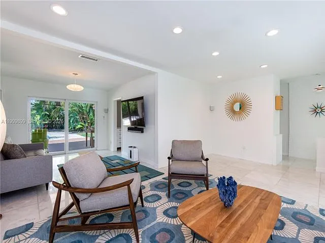 14610 Tarpon Dr — Photo 20