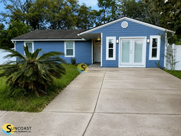 2570 Stern Dr S, Jacksonville, FL 32233
