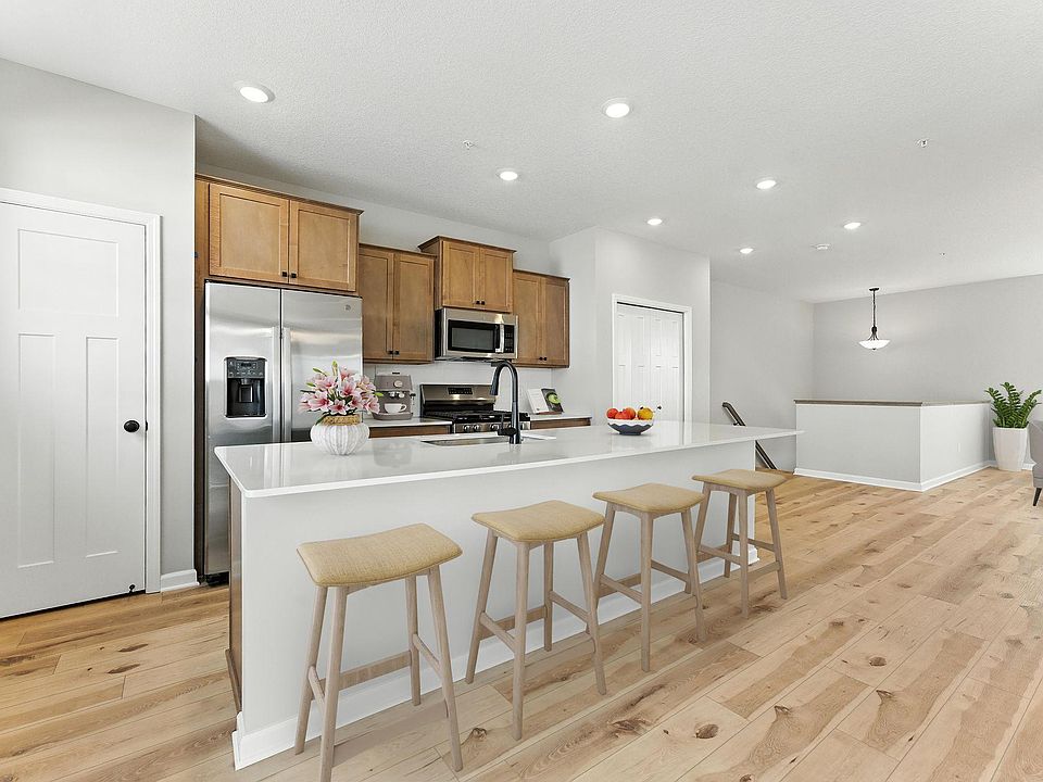 1st image of 10377 Birchwood Cir