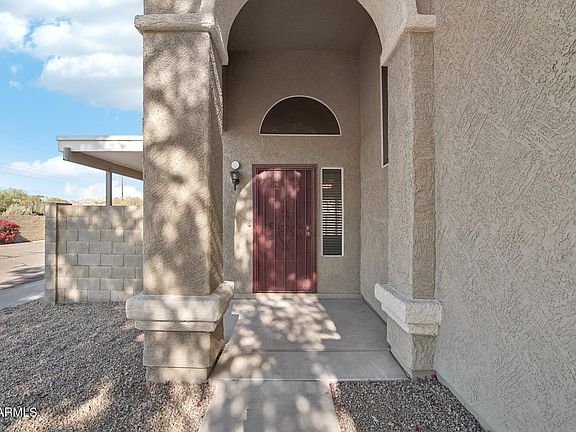 4th image of 3206 E POINSETTIA Drive