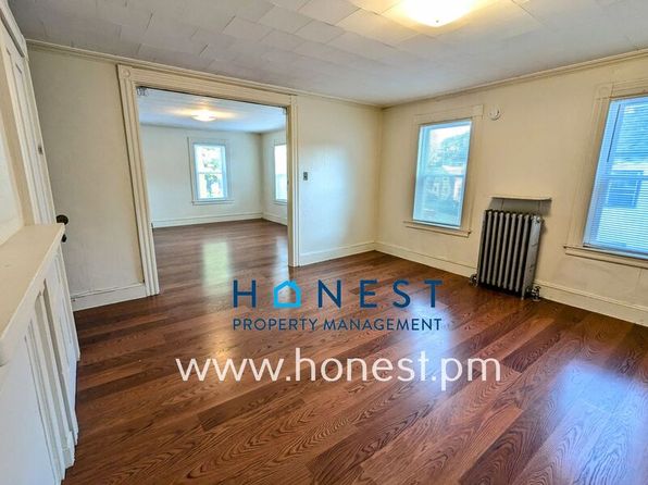 34 Gage St APT 4