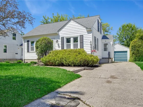 270 Merrymont Rd, Cheektowaga, NY 14225