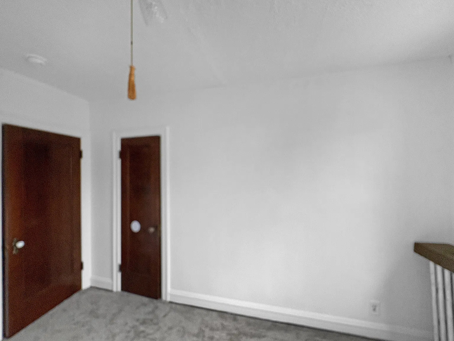 2 bed, 2500 sqft, $1,100 — Photo 4