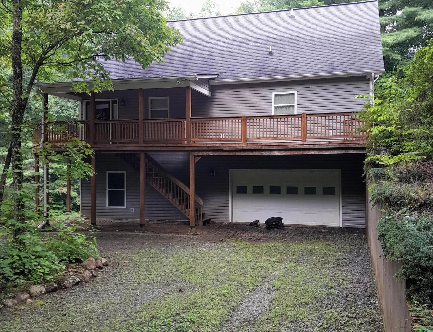 3 bed, 3.5 bath, $2,200 — Photo 2