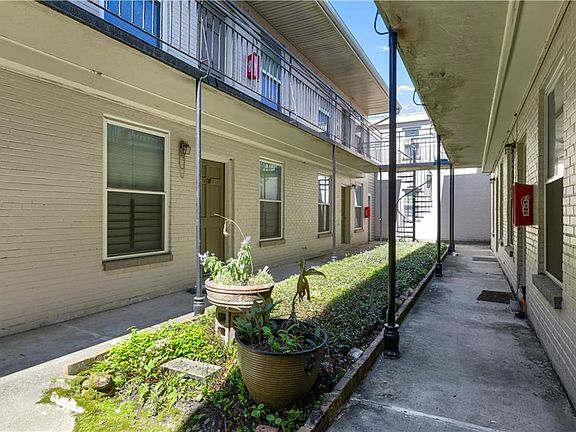 3rd image of 7522 Benjamin St APT 104