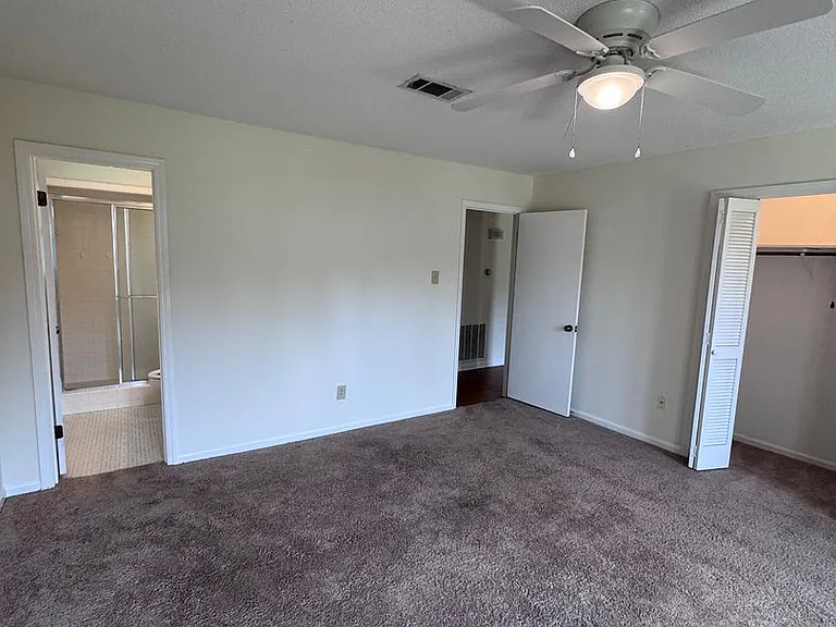 1115 Briar Creek Rd — Photo 45