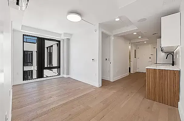 Rented by REAL New York | media 27