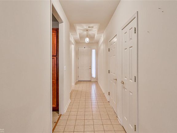 5th image of 2040 Bally Dr