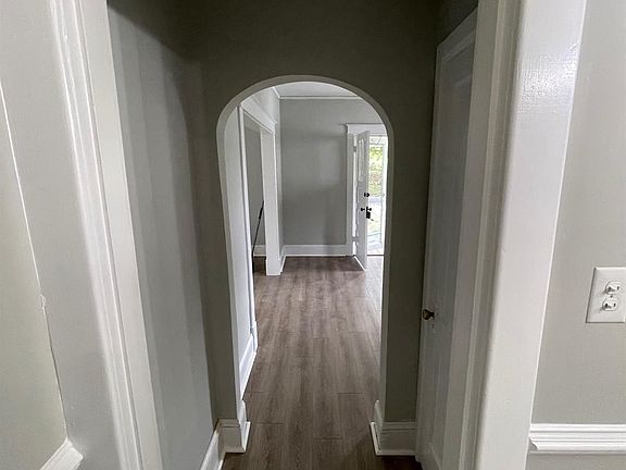 2nd image of 3413 Wilson Ave