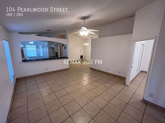 4th image of 104 Pearlwood St