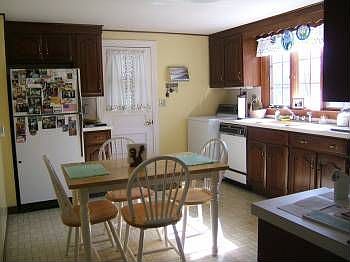 2nd image of 29 Chipman Rd