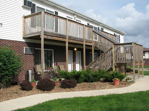 210 Morgan Ct #1B Photo 1